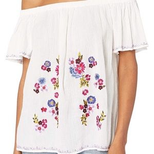 Adorable and festive top!